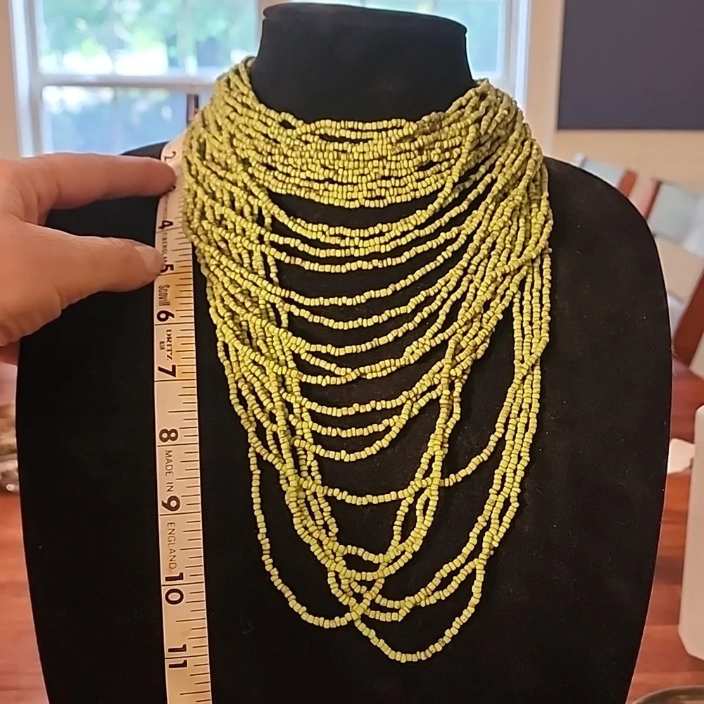 Ben Amun Vintage Rare Multi Strand Green Beaded Choker Bib Necklace - Picture 4 of 7